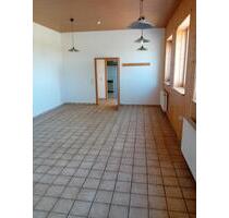 Büro Lager - 450,00 EUR Kaltmiete, in Schwarzenbach am Wald (PLZ: 95131)