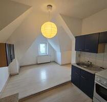 Süße 2-Zimmer Dachwohnung - 680,00&nbsp;EUR Kaltmiete, ca.&nbsp; 65,00&nbsp;m&sup2; in Berlin (PLZ: 12555) Treptow-Köpenick