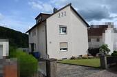 Foto - Gepflegtes Mehrfamilienhaus in AlfeldEimsen, Pergola u. Aussicht