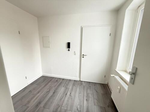 Foto - Helle 2-Zimmer-Wohnung (ca. 52 m²) in ruhiger Lage nahe Elbe MD