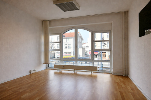 Foto - Moderne Büro- oder Praxisfläche in gut sichtbarer Lage von Berlin-Weißensee!
