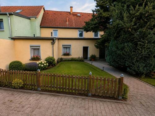 Foto - Reihenendhaus EFH 4 Zimmer mit Garten Garage gr. Nebengebäude GRM
