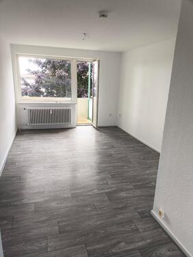 Foto - Zum 01.01.15.01.26, 3 ZKB Balkon in Kassel Süsterfeld-Helleböhn
