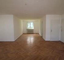 1. OG 4 Zimmer ab sofort - 961,00&nbsp;EUR Kaltmiete, ca.&nbsp; 101,10&nbsp;m&sup2; in Kaufbeuren (PLZ: 87600)