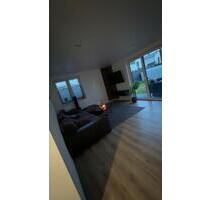 3 Zimmer Wohnung - 1.150,00&nbsp;EUR Kaltmiete, ca.&nbsp; 105,00&nbsp;m&sup2; in Rühen (PLZ: 38471)