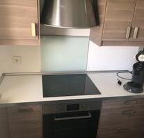 Vermiete ein Zimmer in einer drei Zimmer Wohnung - Markt Berolzheim