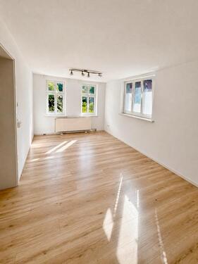 Foto - Coming Soon: Modernisierte 65 m² Wohnung in ruhiger Waldrandlage
