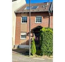 DOPPELHAUSHÄLFTE - 520.000,00 EUR Kaufpreis, in Troisdorf (PLZ: 53840)