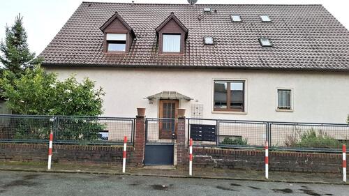 Foto - frisch renoviert 3,5 Zimmer-Wohnung 90m²+30m²GartenParkplatz