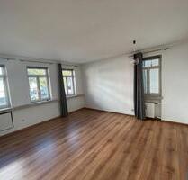 Zentrale 3-Zimmerwohnung mit Wingergarten & Terrasse - Bonn Gronau