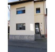 Einfamilienhaus zu verkaufen - 370.000,00 EUR Kaufpreis, in Bergheim (PLZ: 50127) Ahe