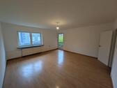 Foto - Ruhig gelegene 4-Zimmer EG-Wohnung (90m²) mit Balkon
