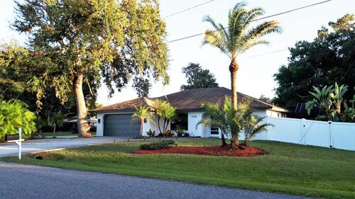 Foto - Geschmackvoll eingerichtetes Floridahaus mit Pool günstig zu verm