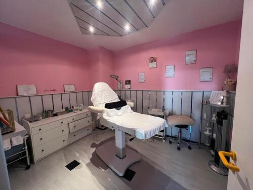 Foto - Vermietung: 14 m² Raum in professionellem Tattoo-Studio