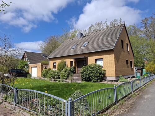 Foto - Gemütliche Dachgeschosswohnung - 470,00&nbsp;EUR Kaltmiete, ca.&nbsp; 62,00&nbsp;m&sup2;