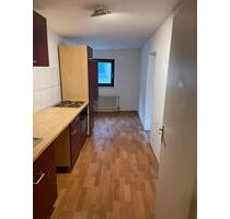 Schöne 3-Zimmer Wohnung, Küche, Flur, 2 Bäder, Stadtnah - Schmalkalden