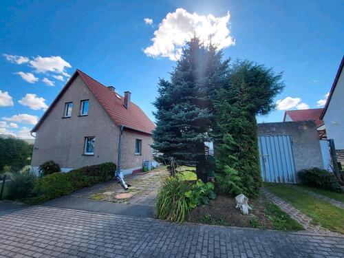 Foto - Haus in Tonna - 120.000,00&nbsp;EUR Kaufpreis, ca.&nbsp; 130,00&nbsp;m&sup2;