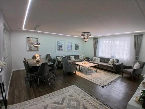 Foto - 5 Zimmer Etagenwohnung zum Kaufen in Zirndorf