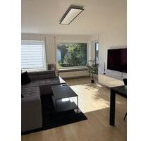 Helle 3-Zimmer-Wohnung mit Balkon und EBK in Leonberg