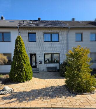 Foto - Modernes Reihenhaus mit Wintergarten und Garage *provisionsfrei*