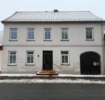 Mehrfamilienhaus in Brüel mit Potenzial und guter Substanz