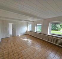 Mietwohnung im Haus mit Garten - 970,00&nbsp;EUR Kaltmiete, ca.&nbsp; 110,00&nbsp;m&sup2; in Husby (PLZ: 24975)