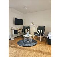 Möblierte 1,5-Zimmer-Wohnung am Hubland, Terrasse m. Grünfläche - Würzburg Frauenland