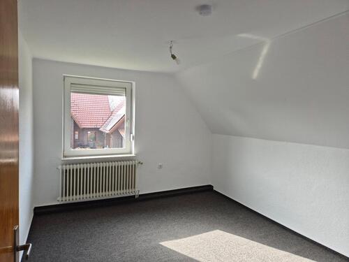 Foto - 3 Zimmer Dachgeschoßwohnung zur Miete in Saterland