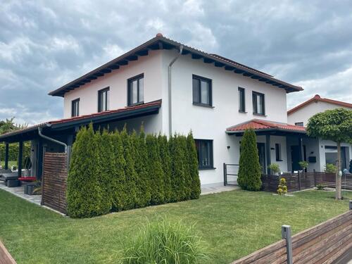 Foto - Top gepflegtes Haus am Golfplatz (194m²prov.frei)