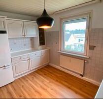 2,5 Zi. Wohnung, Garage, Einbauküche, Garten, Gartenhaus - Albstadt Gemarkung Onstmettingen
