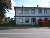 Foto - Mehrfamilienhaus mit Nebengebäuden
