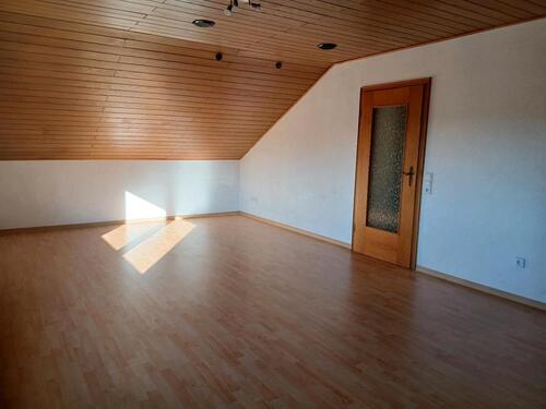 Foto - 4 Zimmer Dachgeschoßwohnung zur Miete in Lauterbach (Hessen)