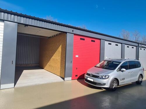 Foto - Remscheid MEGA XXL - Garage 