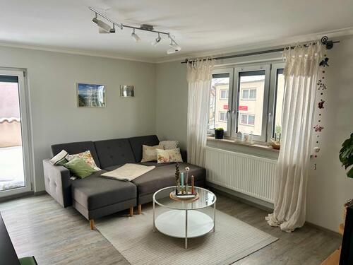 Foto - 4 Zimmer Wohnung mit Terrasse - 770,00&nbsp;EUR Kaltmiete, ca.&nbsp; 90,00&nbsp;m&sup2;