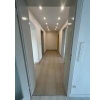 3-Zimmer-Wohnung ( KM 1200 ) - 1.200,00&nbsp;EUR Kaltmiete, ca.&nbsp; 74,00&nbsp;m&sup2; in Stuttgart (PLZ: 70437) Mühlhausen