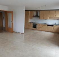 3-Zimmer-Wohnung mit Balkon und Einbauküche in Ihringshausen - Fuldatal