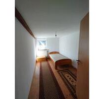 WG zimmer mit Kuche, Bad von 1.02.2026 - Felsberg