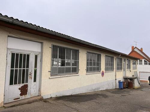 Foto - Vielseitig nutzbare Halle - Gewerbefläche mit Industriecharme