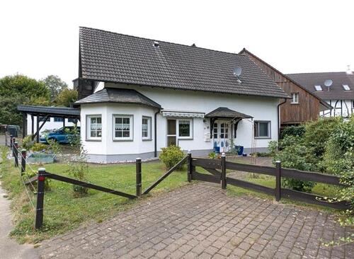 Foto - Einfamilienhaus in schöner, romantischer und dörflicher Lage