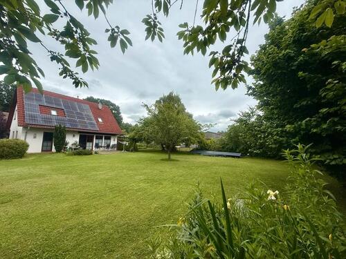 Foto - Einfamilienhaus A+ mit Photovoltaik im Grünen