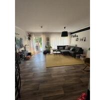 5,5 Zimmerwohnung 140qm mit Garten und Stellplätzen in Mühlheim - Mühlheim am Main