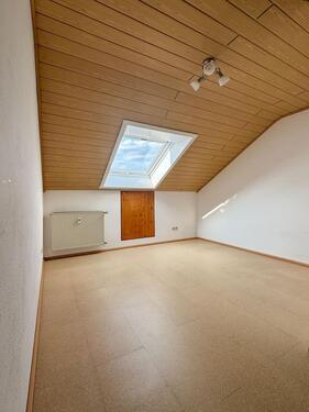 Foto - Dachgeschoßwohnung in Weiherhammer zur Miete