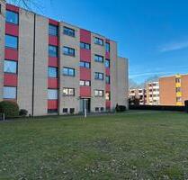3-Zimmer Wohnung im 3.OG, Balkon, EBK, Tiefgarage, KR-Fischeln - Krefeld Gellep-Stratum