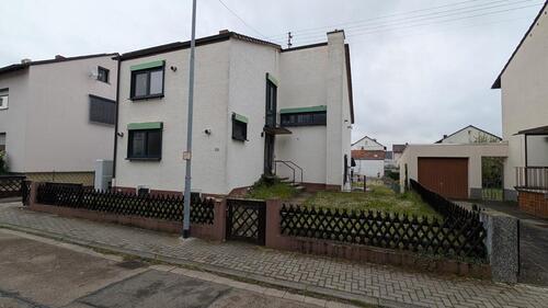 Foto - 7 Zimmer Einfamilienhaus zum Kaufen in Beindersheim