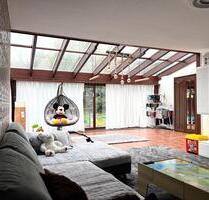 Großer, ebenerdiger Bungalow mit Garagen für Familie oder WG - Quickborn