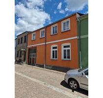Reihenhaus in Schwaan - 129.000,00&nbsp;EUR Kaufpreis, ca.&nbsp; 100,00&nbsp;m&sup2; in Schwaan (PLZ: 18258)