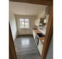 Helle 2-Raum-Wohnung mit Einbauküche in Siedenbollentin - Burow