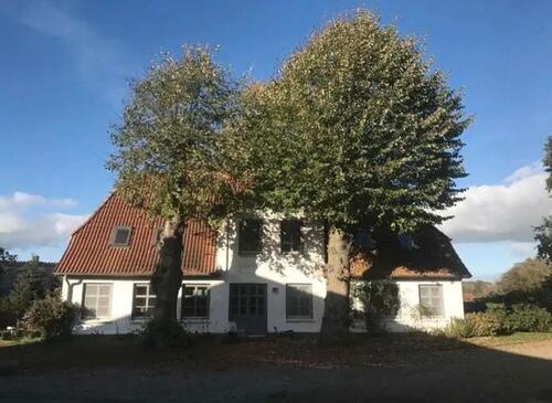 Foto - DG-Wohnung auf Resthof - 760,00 EUR Kaltmiete,