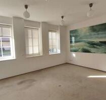 Ebenerdige Büro- oder Praxisfläche mit zwei Räumen in schöner Lage und Wasserzugang! - Woltersdorf