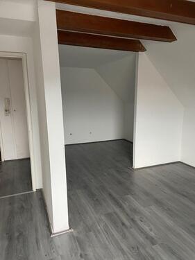 Foto - Gemütliche 1,5-Zimmer-Dachgeschosswohnung mit Gartennutzung